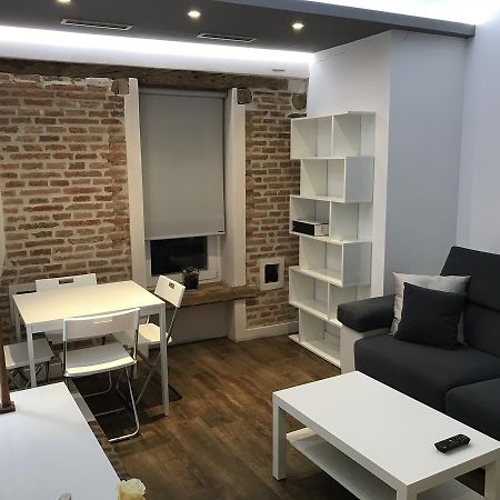 Airva: Apartamento Duque De La Victoria Valladolid Zewnętrze zdjęcie